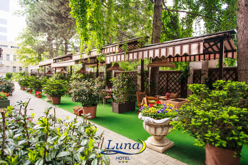 צ'יסינאו Luna Hotel מראה חיצוני תמונה