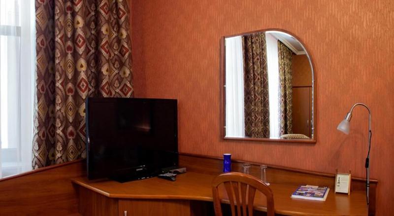 צ'יסינאו Luna Hotel מראה חיצוני תמונה
